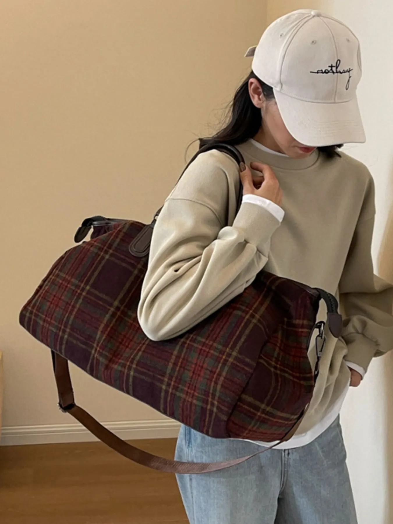 Vintage Plaid Pattern Travel Bag